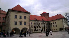Przewodnik po Krakowie przedstawia Wawel